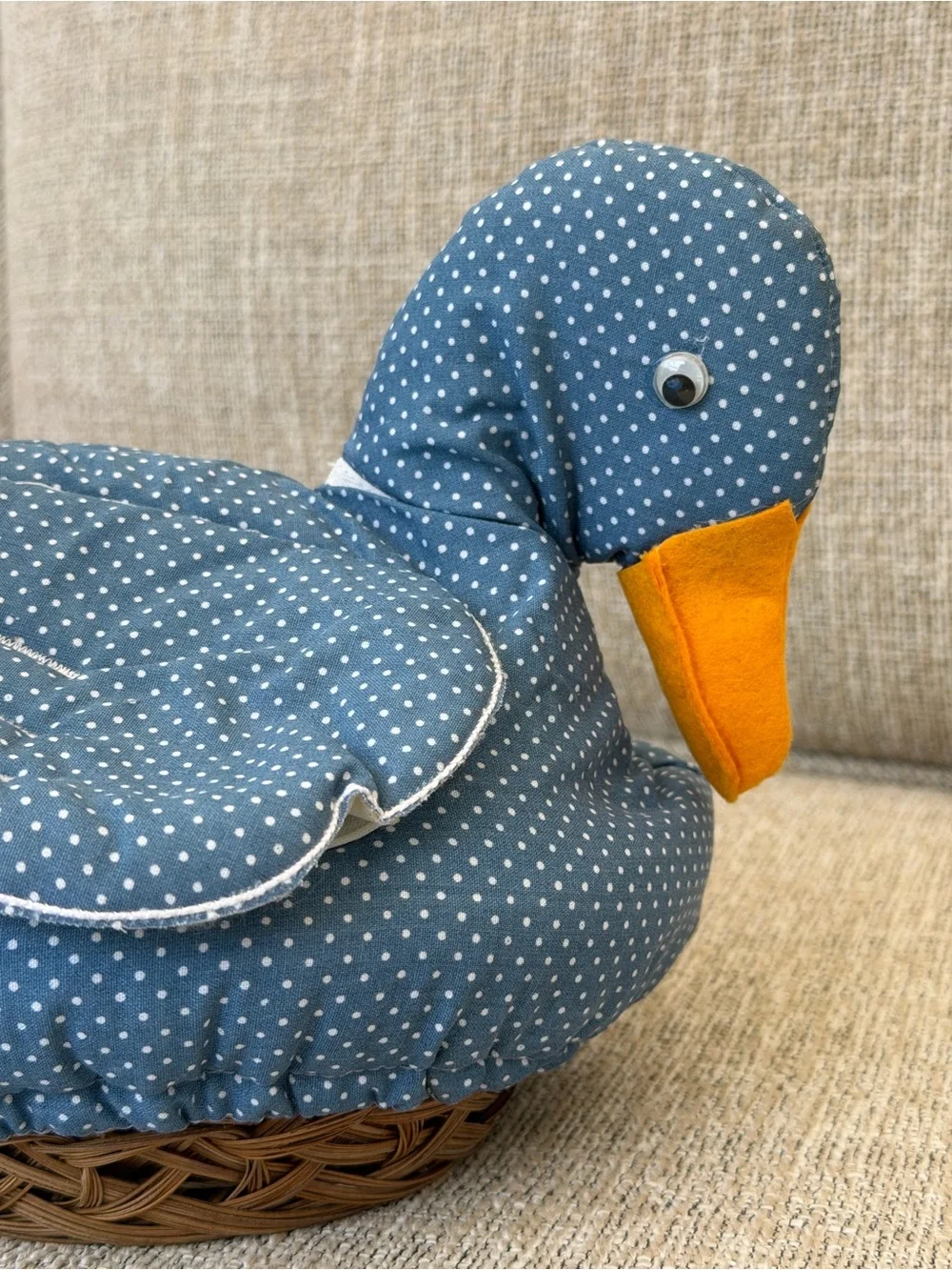 NWT Vintage Cottagecore Chadwick Mallard Duck Bun Basket Wicker Bread Warmer NOS
